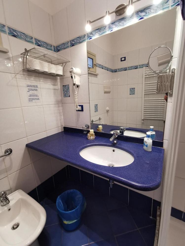 Al Baglio Hotell Mondello Eksteriør bilde